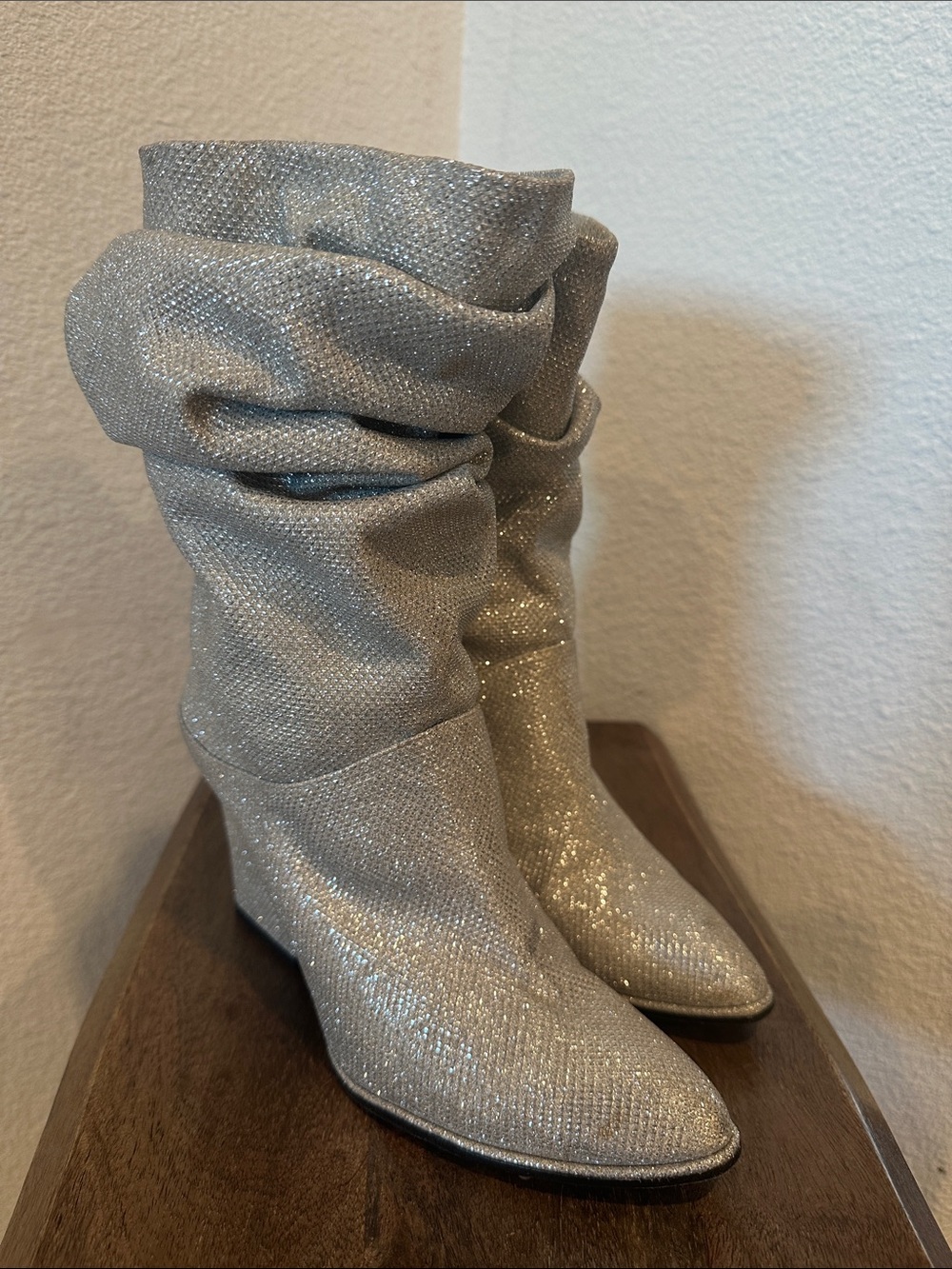Stuart Weitzman Silver Glitter Crush Slouchy Boots Size 5